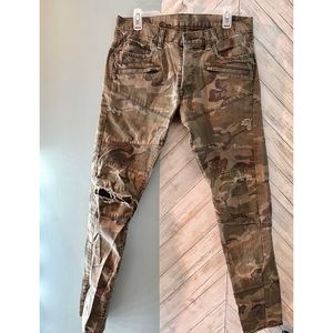Ralph Lauren- Denim & Supply Camouflage Slim Fit Pant
